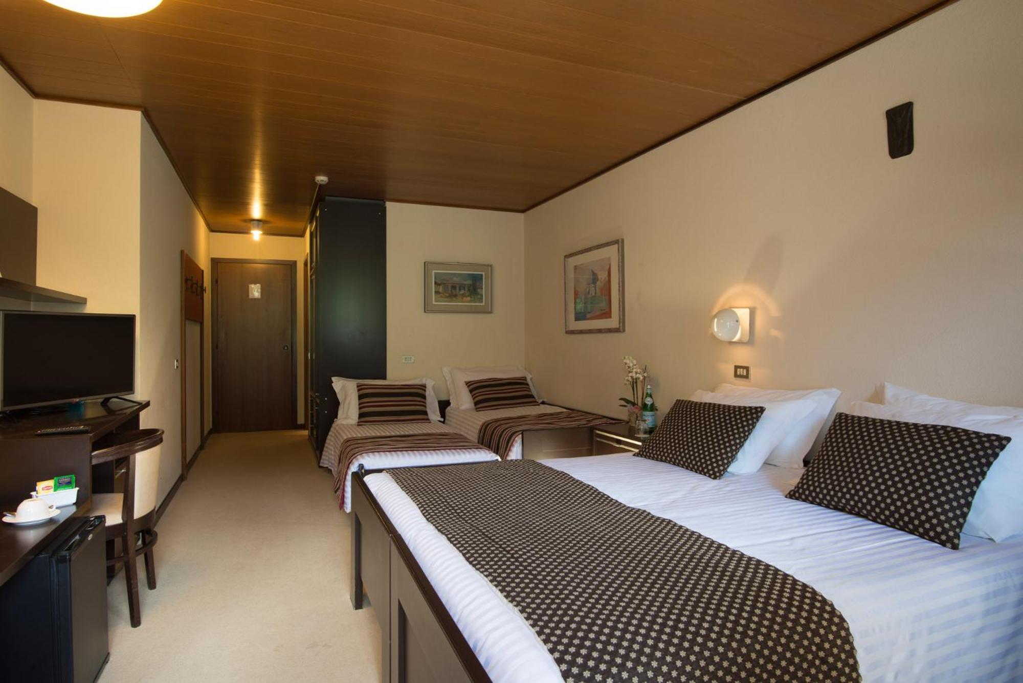 Hotel Mirella Ponte Di Legno Eksteriør bilde