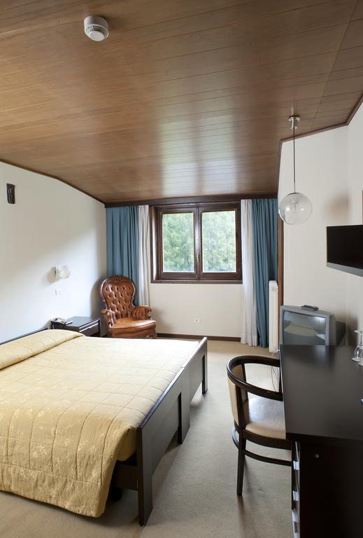 Hotel Mirella Ponte Di Legno Rom bilde