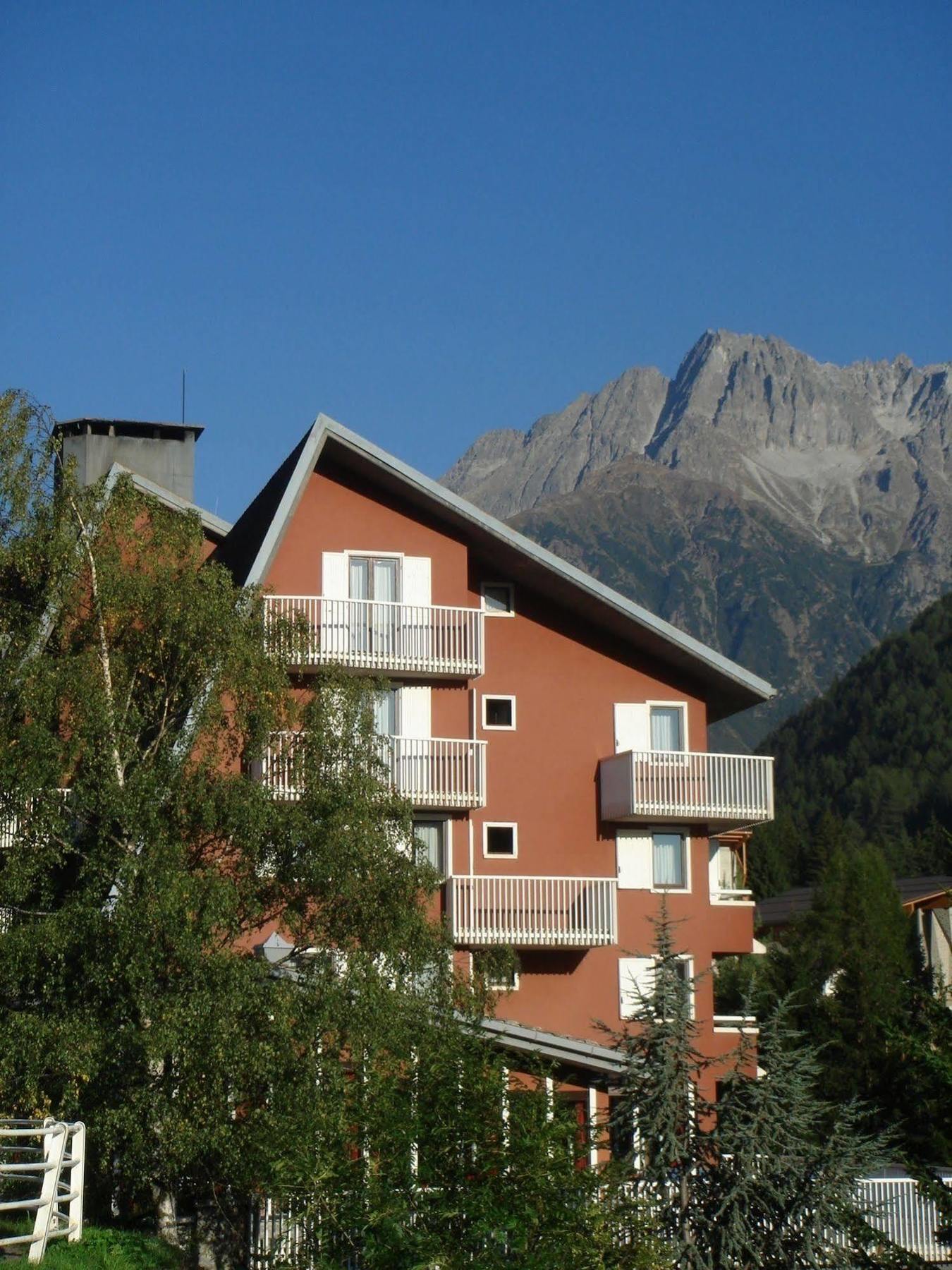 Hotel Mirella Ponte Di Legno Eksteriør bilde