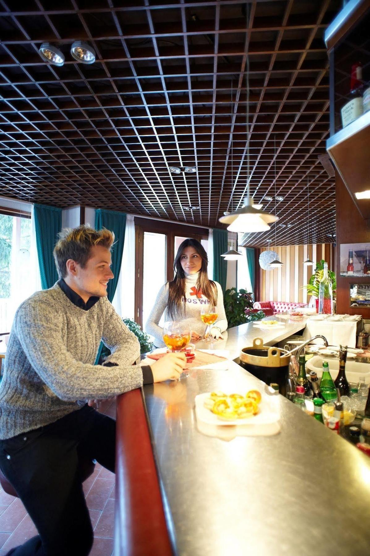 Hotel Mirella Ponte Di Legno Eksteriør bilde