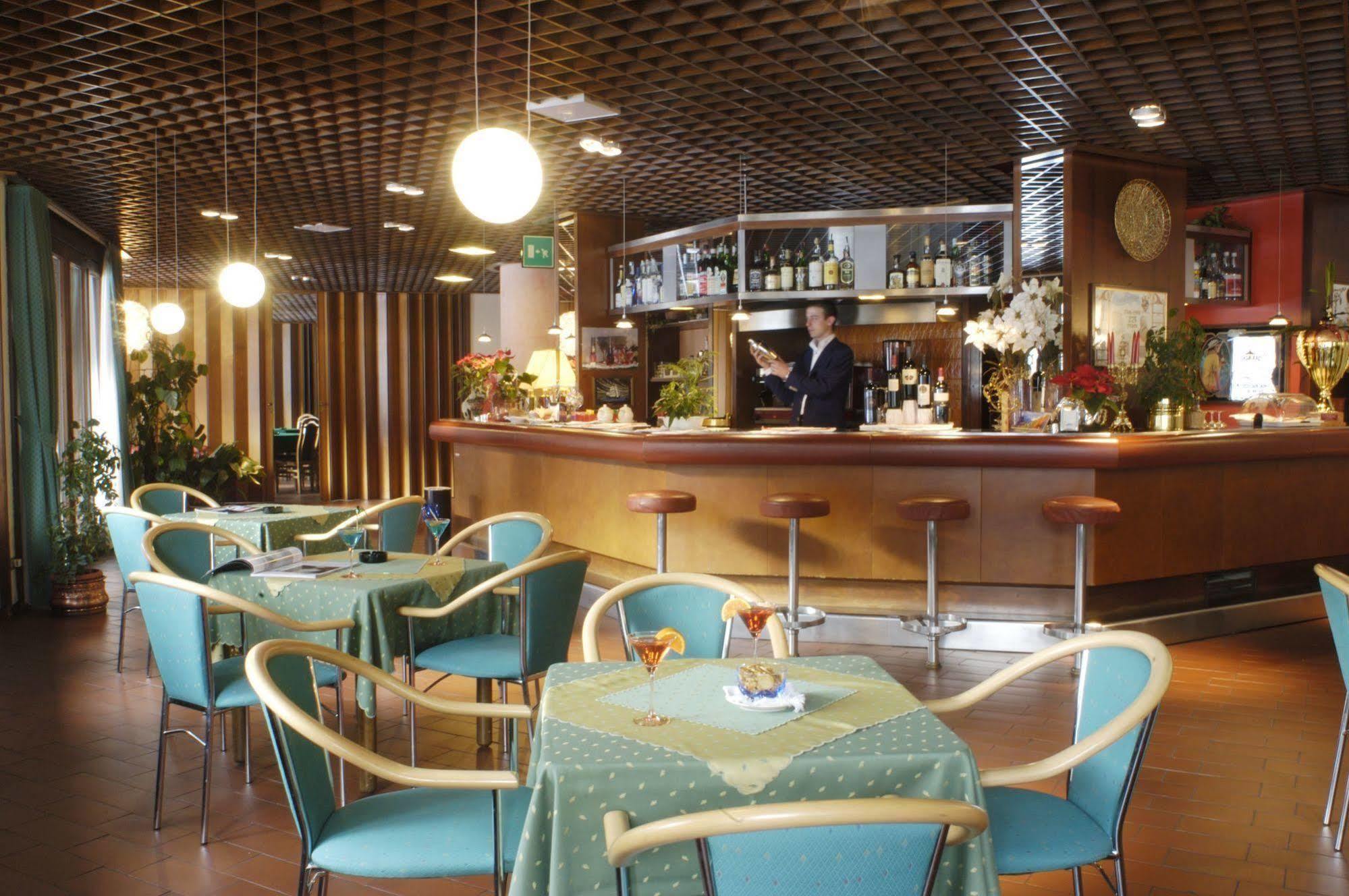 Hotel Mirella Ponte Di Legno Eksteriør bilde